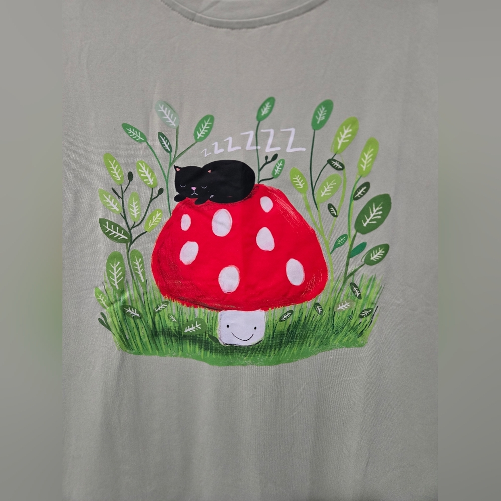 Whimsical Kitty And Mushroom T-shirt - Picture 4 of 4
